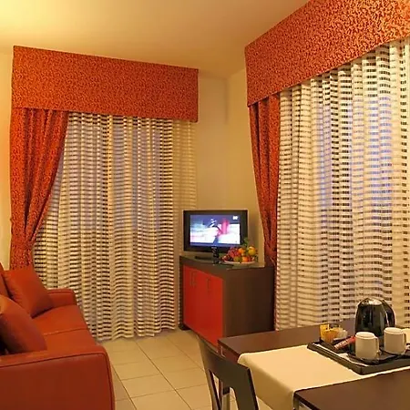 Hotel Domus 4*